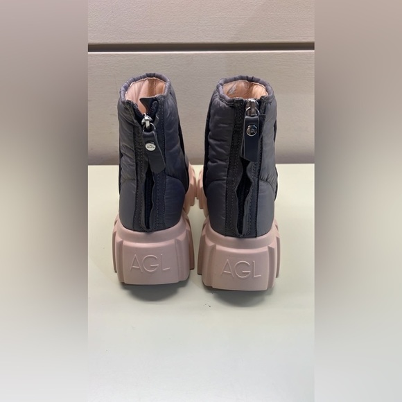 AGL MADE IN ITALY Winter & Rain Boots in Gray and Pink - Picture 8 of 9